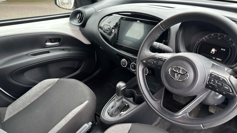 Toyota Aygo X 1.0 VVT-i Pure 5dr Auto Petrol Hatchback